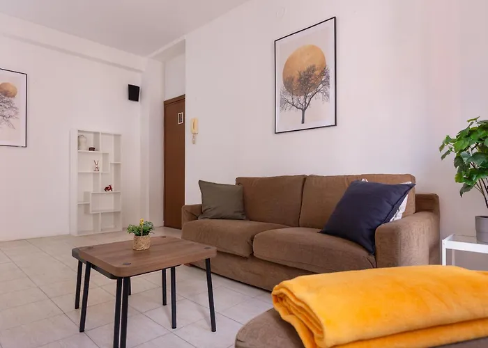 The Golden Floor - New Bright Apartment