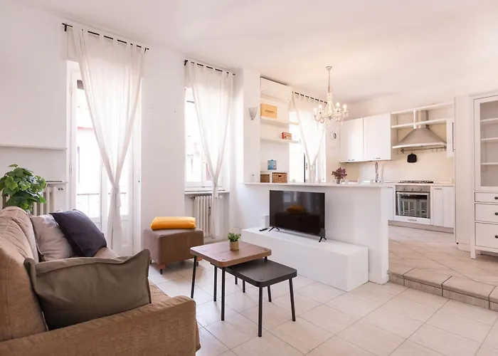 The Golden Floor - New Bright Apartment